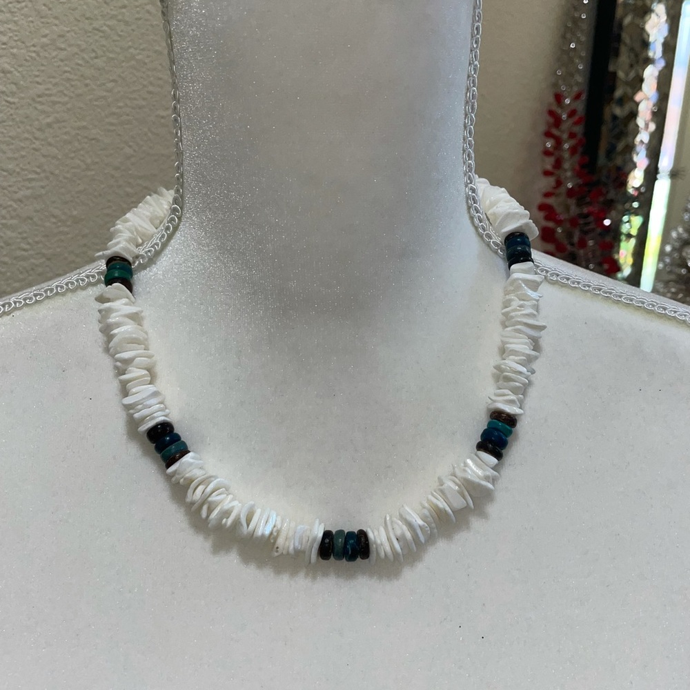 Cute shell necklace
